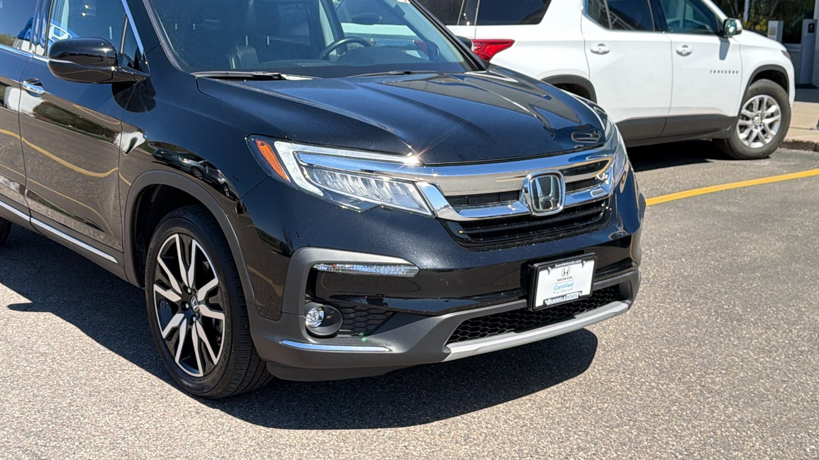 Certified 2021 Honda Pilot Touring with VIN 5FNYF6H68MB059205 for sale in Saint Paul, Minnesota