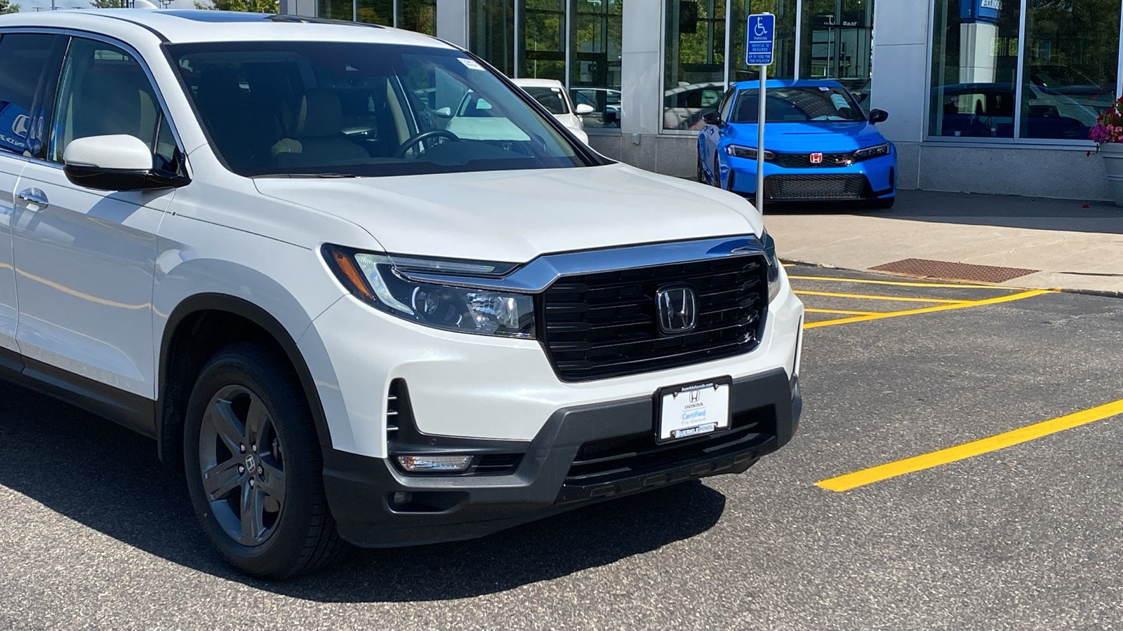 Certified 2022 Honda Ridgeline RTL-E with VIN 5FPYK3F71NB030949 for sale in Saint Paul, Minnesota
