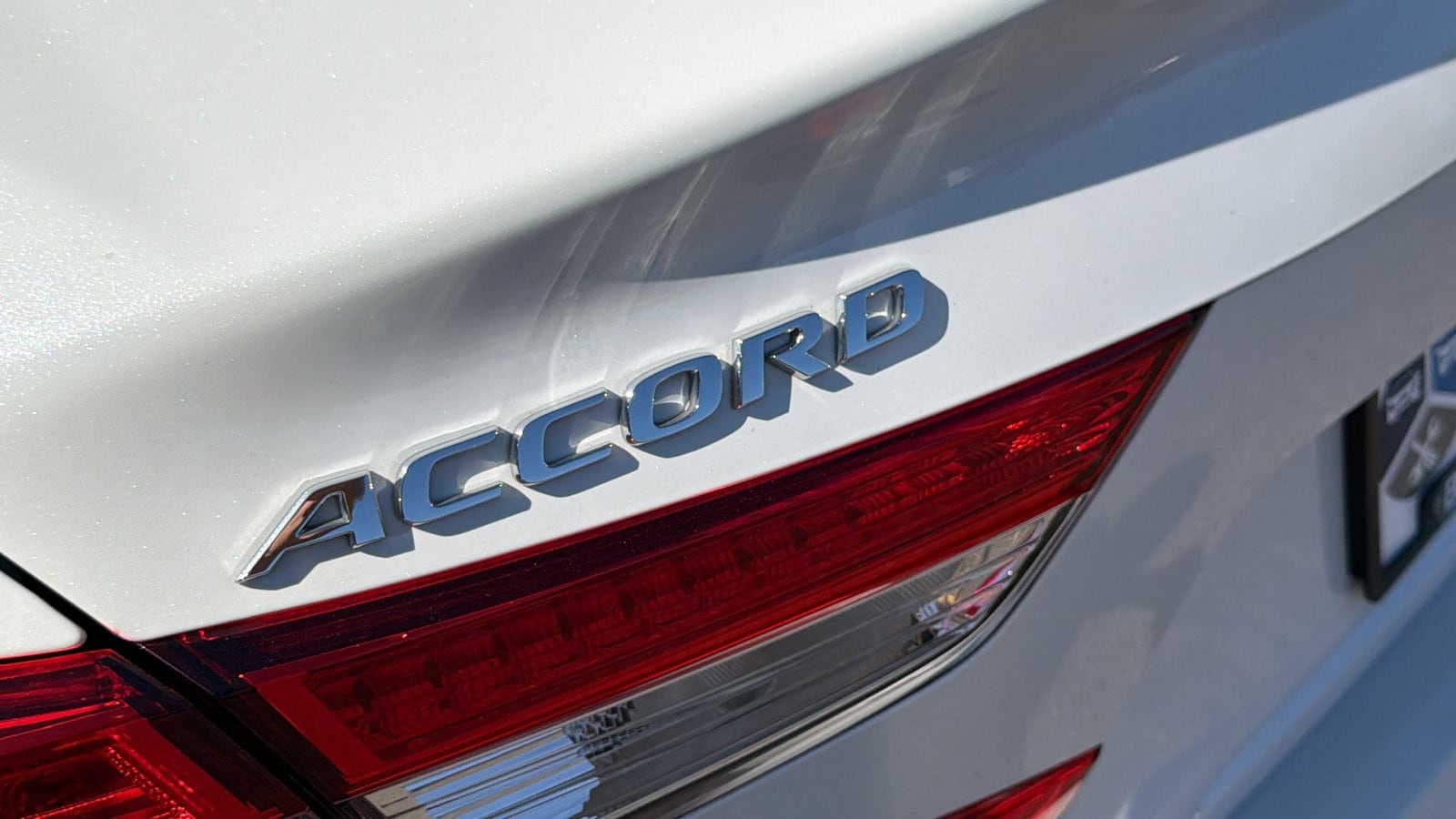 2020 Honda Accord LX - Photo 8