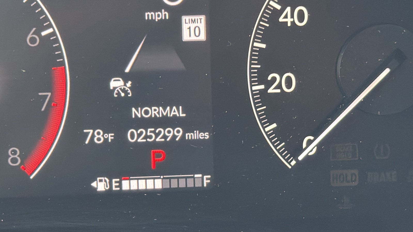 2024 Honda CR-V LX - Photo 26