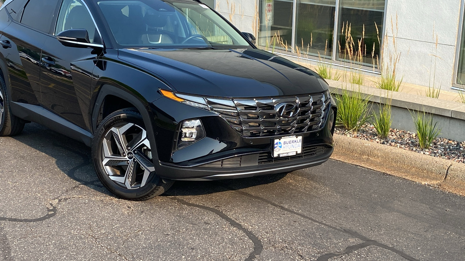 Certified 2023 Hyundai Tucson Limited with VIN 5NMJECAE7PH165846 for sale in Saint Paul, Minnesota