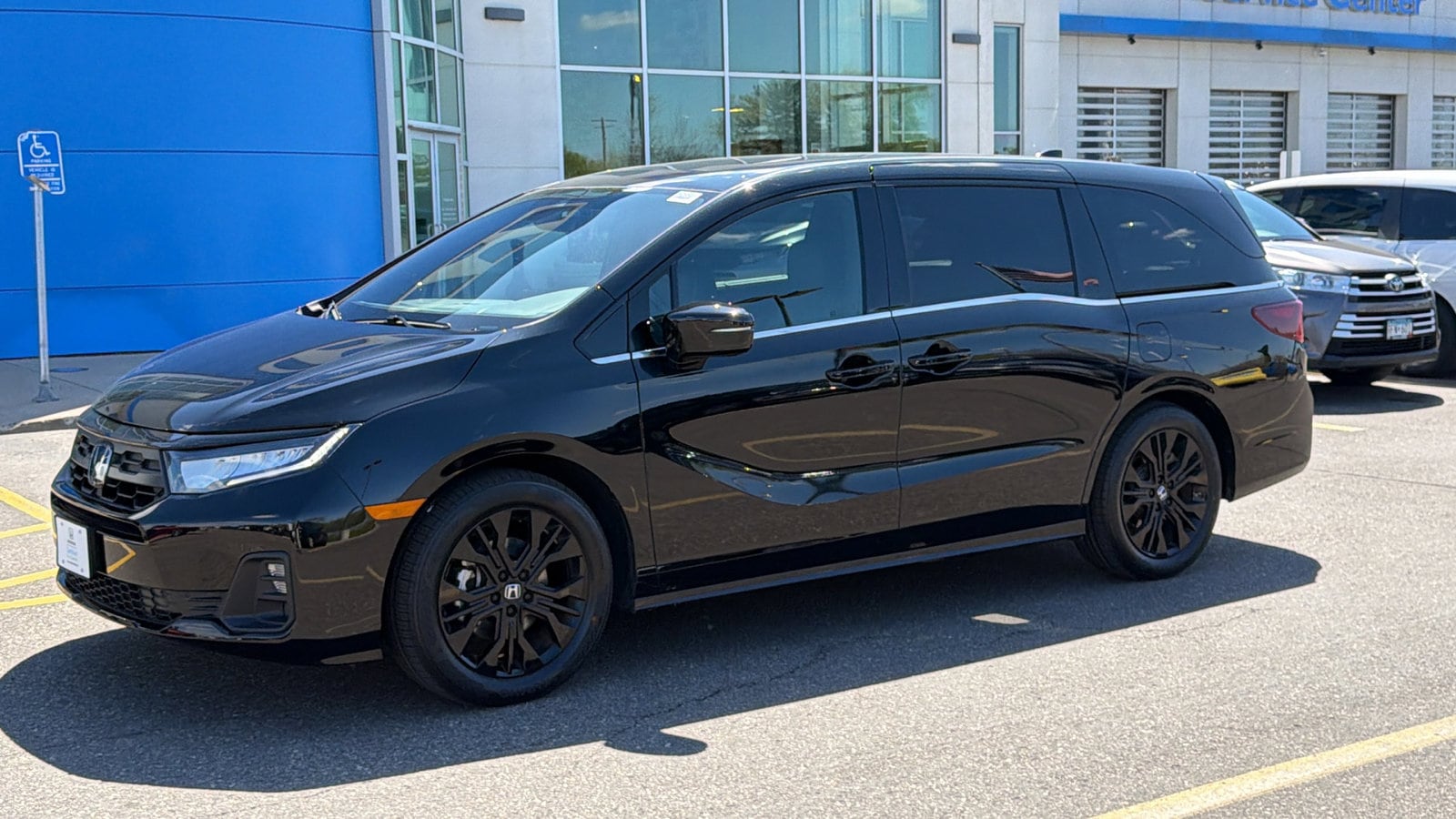 2025 Honda Odyssey Sport L - Photo 11