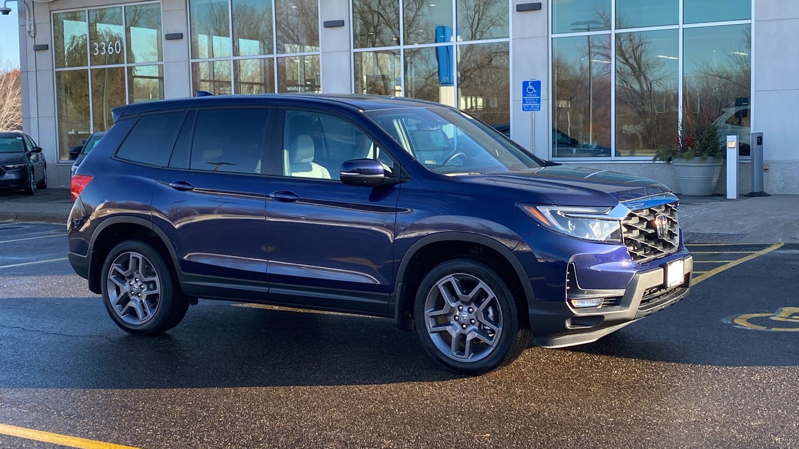 2023 Honda Passport EX-L's photo