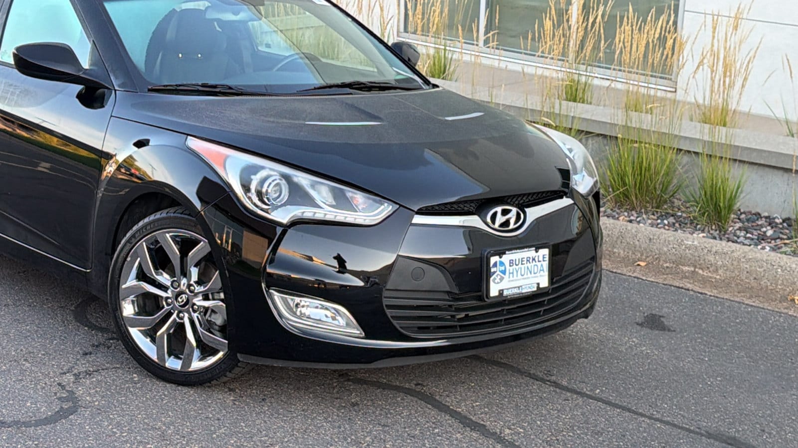 Used 2015 Hyundai Veloster RE:FLEX with VIN KMHTC6AD6FU221981 for sale in Saint Paul, Minnesota