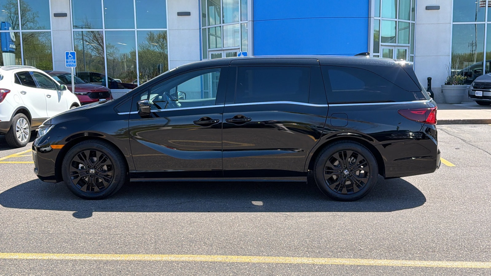 2025 Honda Odyssey Sport L - Photo 10