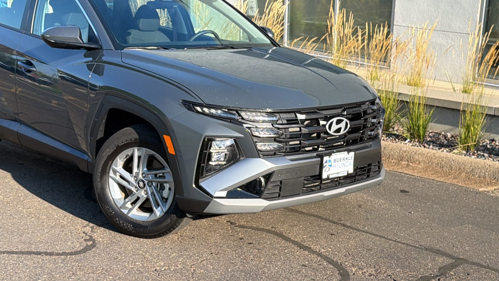 Certified 2025 Hyundai Tucson SE with VIN 5NMJACDE2SH502925 for sale in Saint Paul, Minnesota