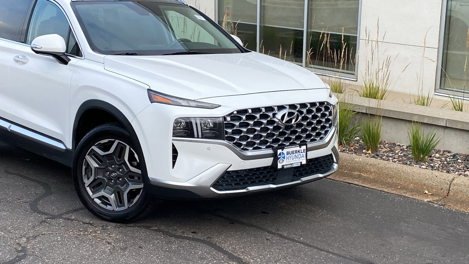 Certified 2022 Hyundai Santa Fe Limited HEV with VIN KM8S5DA1XNU023855 for sale in Saint Paul, Minnesota