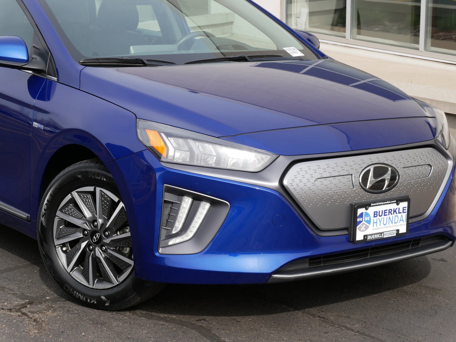Certified 2020 Hyundai IONIQ Limited with VIN KMHC85LJ4LU071914 for sale in Saint Paul, MN