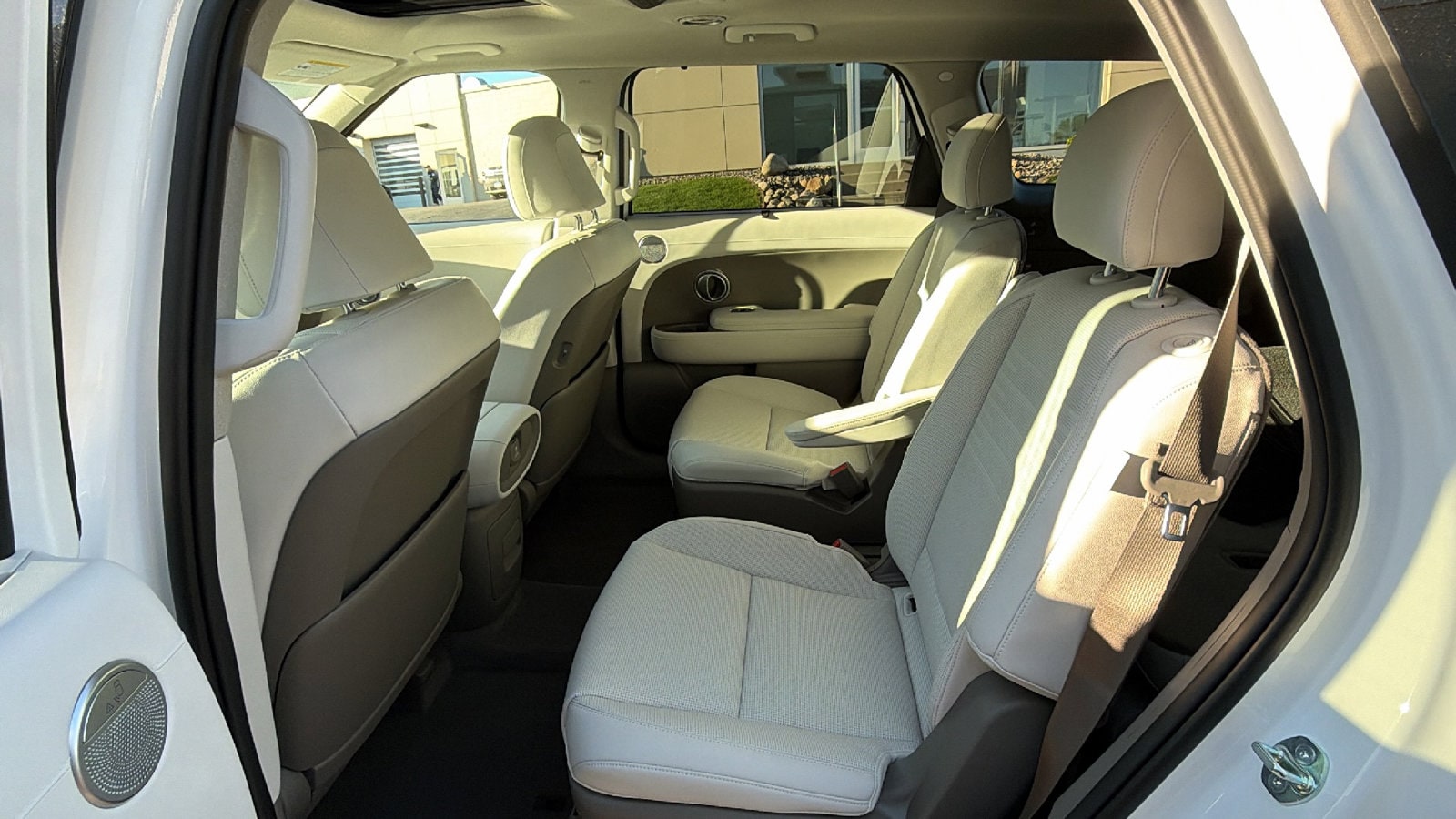 2026 Hyundai Palisade Limited - Photo 12