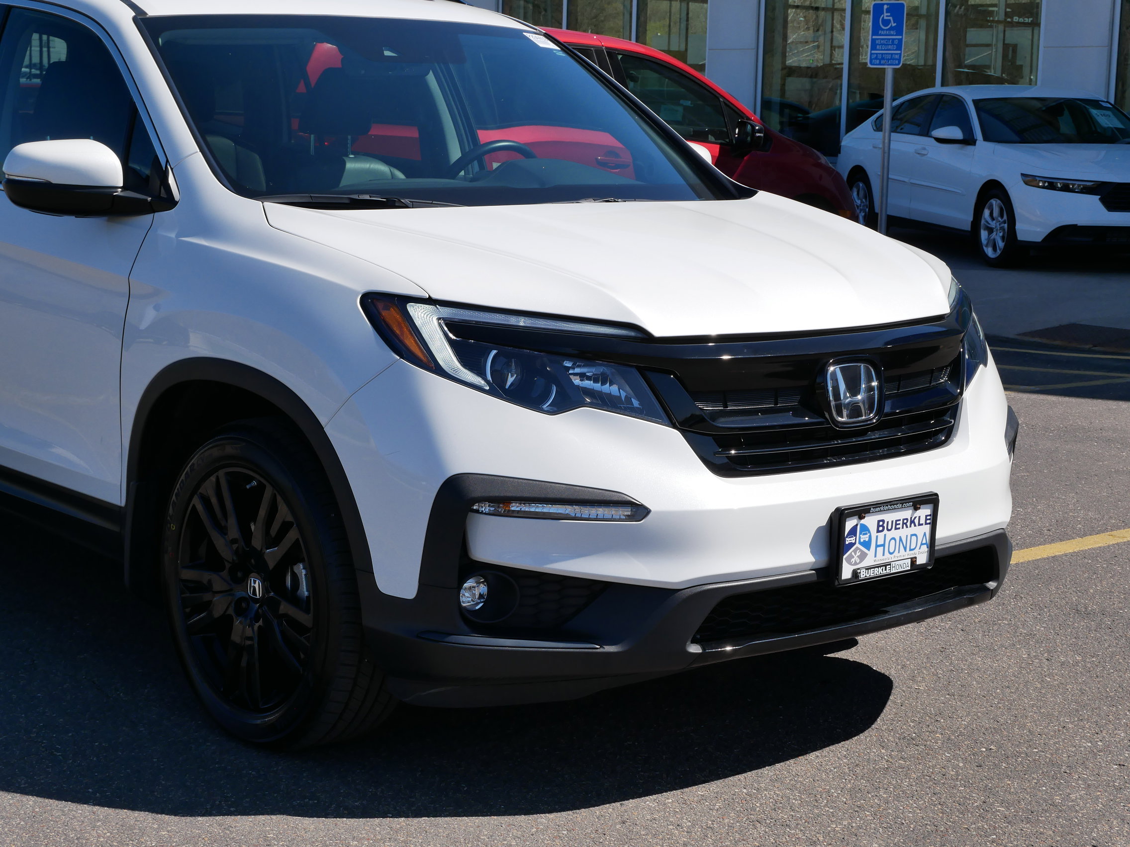 Certified 2022 Honda Pilot SE with VIN 5FNYF6H28NB042628 for sale in Saint Paul, Minnesota