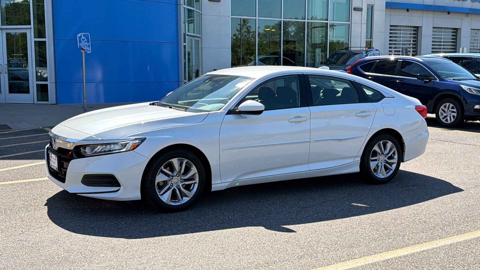 2020 Honda Accord LX - Photo 11