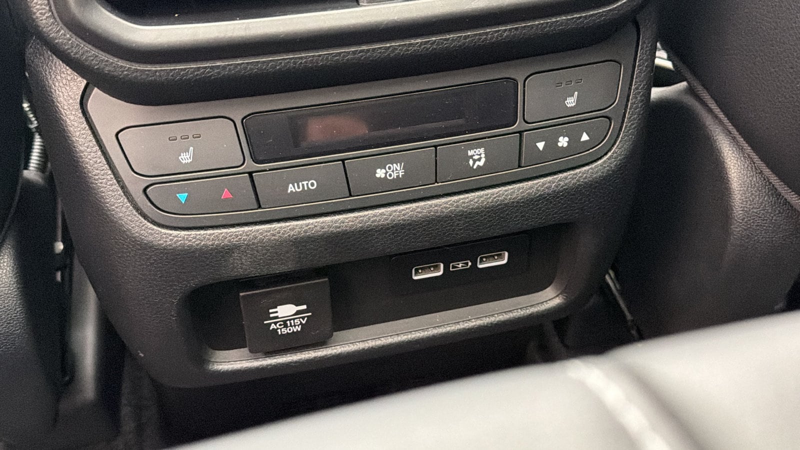 2023 Honda Pilot Elite - Photo 17