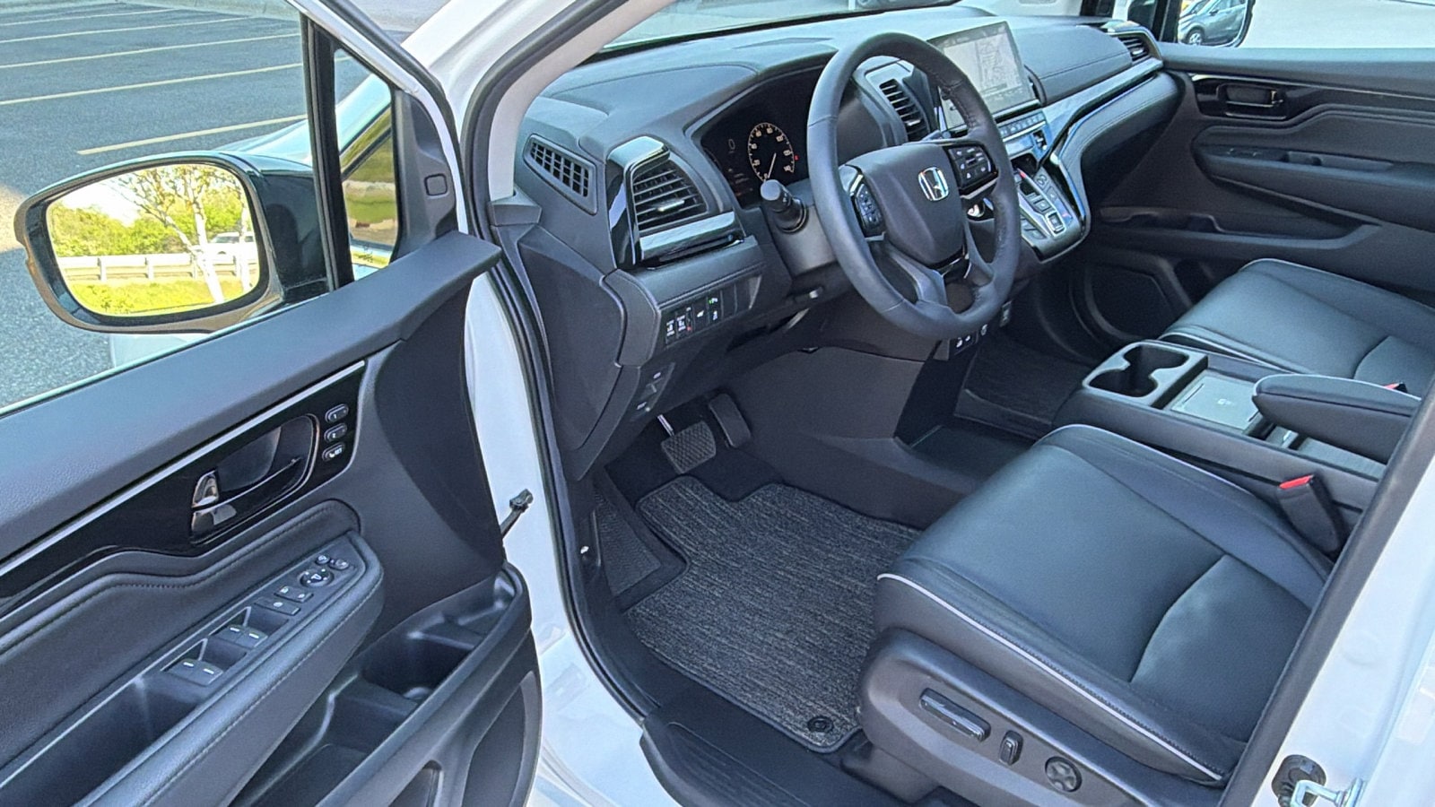2026 Honda Odyssey Elite - Photo 12