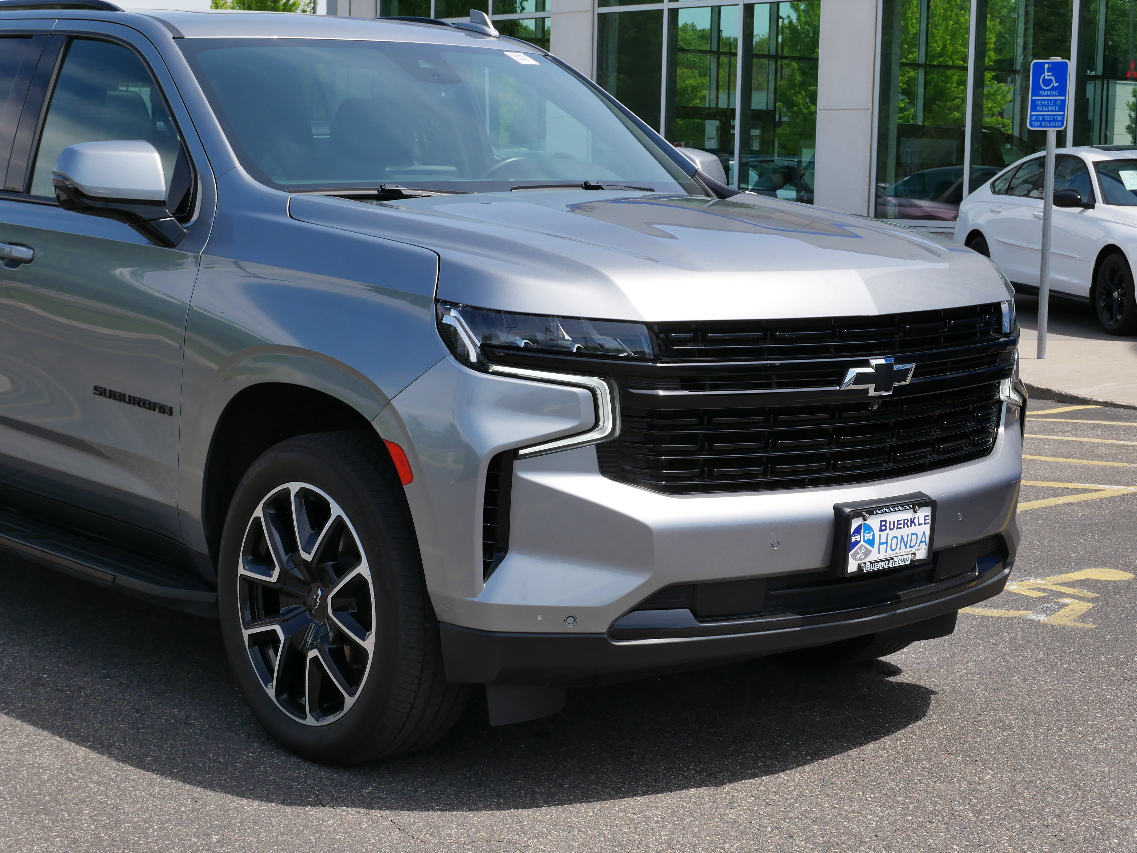 Used 2023 Chevrolet Suburban RST with VIN 1GNSKEKL5PR232467 for sale in Saint Paul, Minnesota