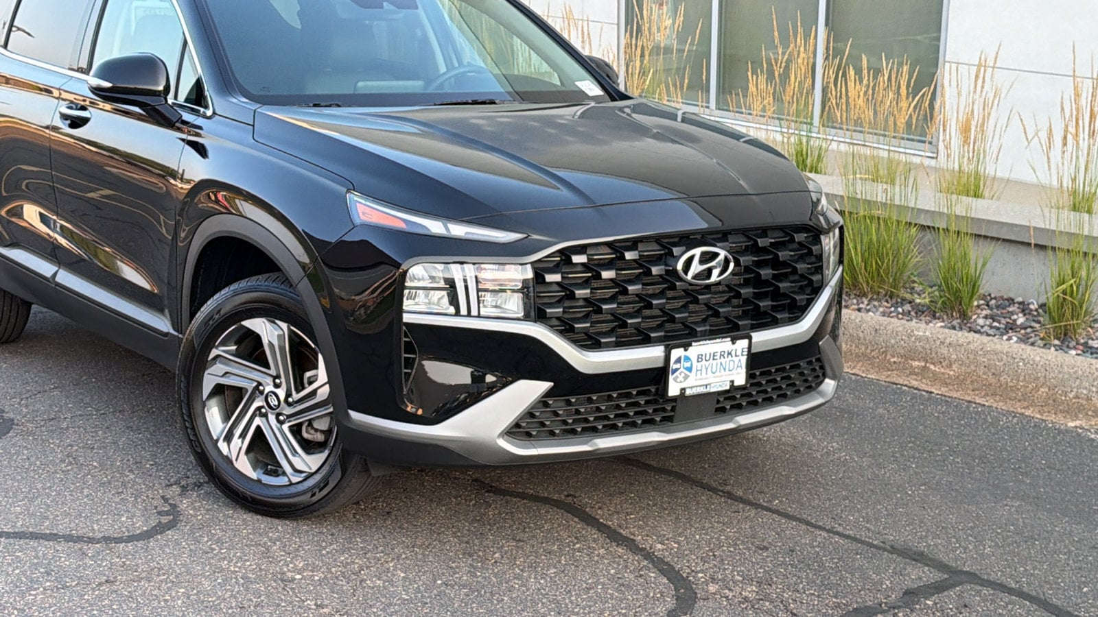 Used 2023 Hyundai Santa Fe SEL with VIN 5NMS2DAJ5PH616403 for sale in Saint Paul, Minnesota