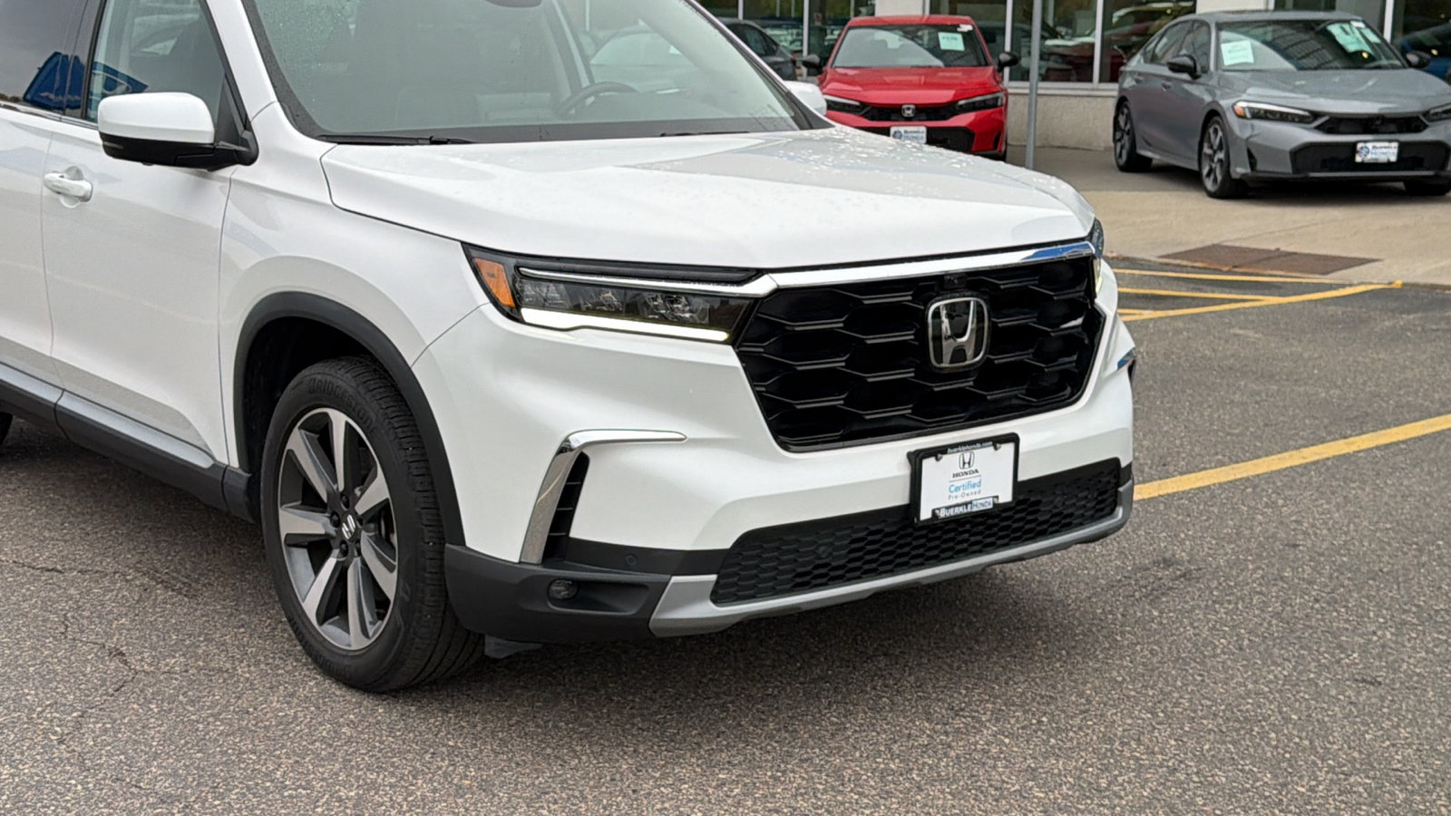 Certified 2023 Honda Pilot Elite with VIN 5FNYG1H84PB018303 for sale in Saint Paul, Minnesota