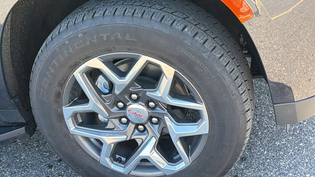 Used 2023 GMC Yukon SLT SUV