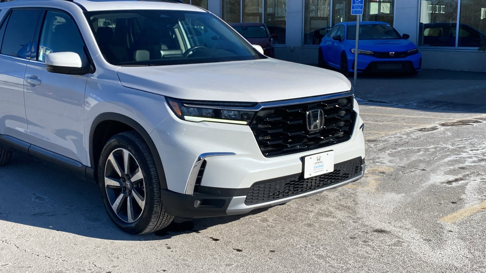 Used 2024 Honda Pilot Touring with VIN 5FNYG1H72RB039094 for sale in Saint Paul, Minnesota