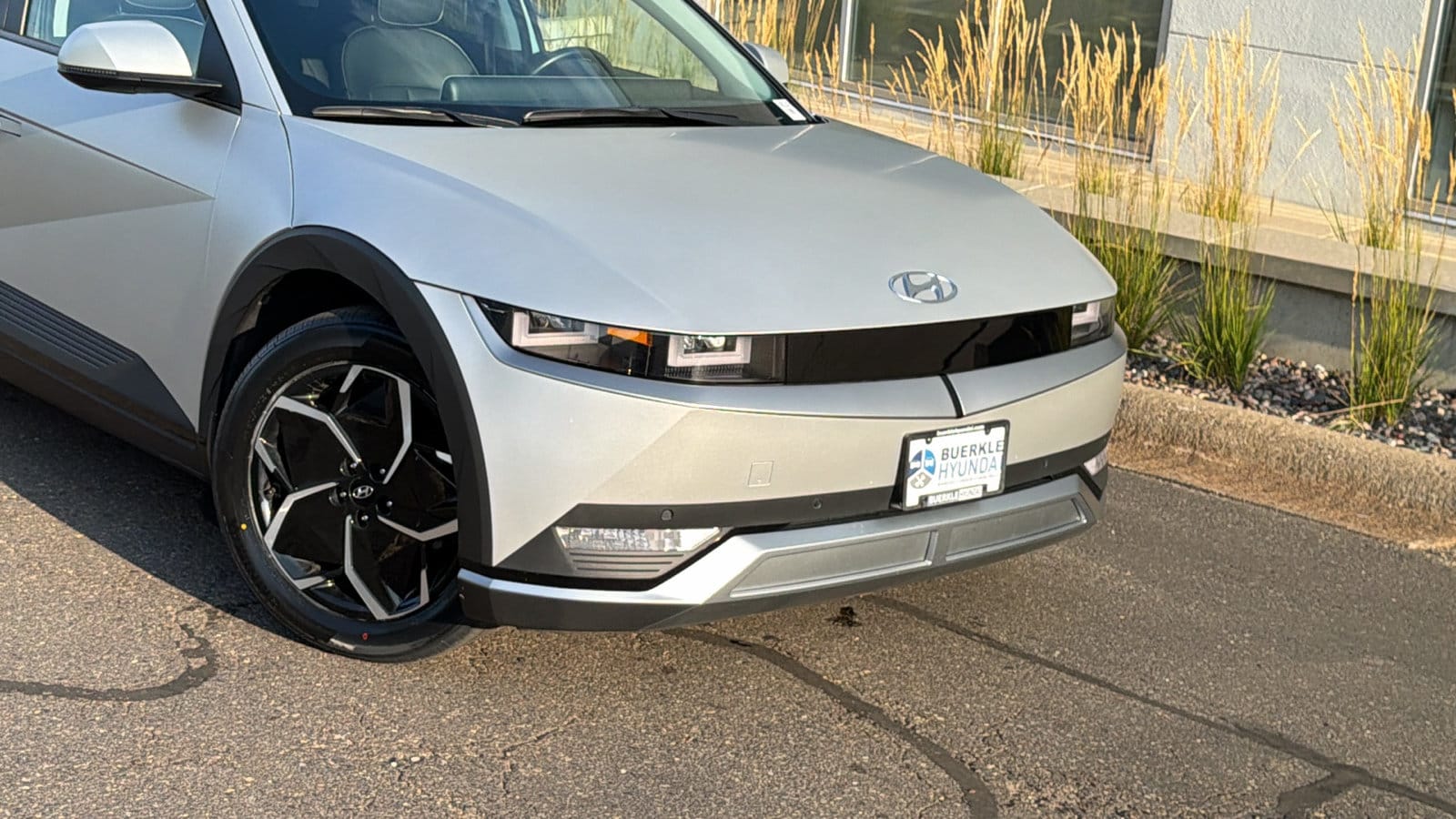 Certified 2023 Hyundai IONIQ 5 SEL with VIN KM8KNDAF6PU203283 for sale in Saint Paul, MN