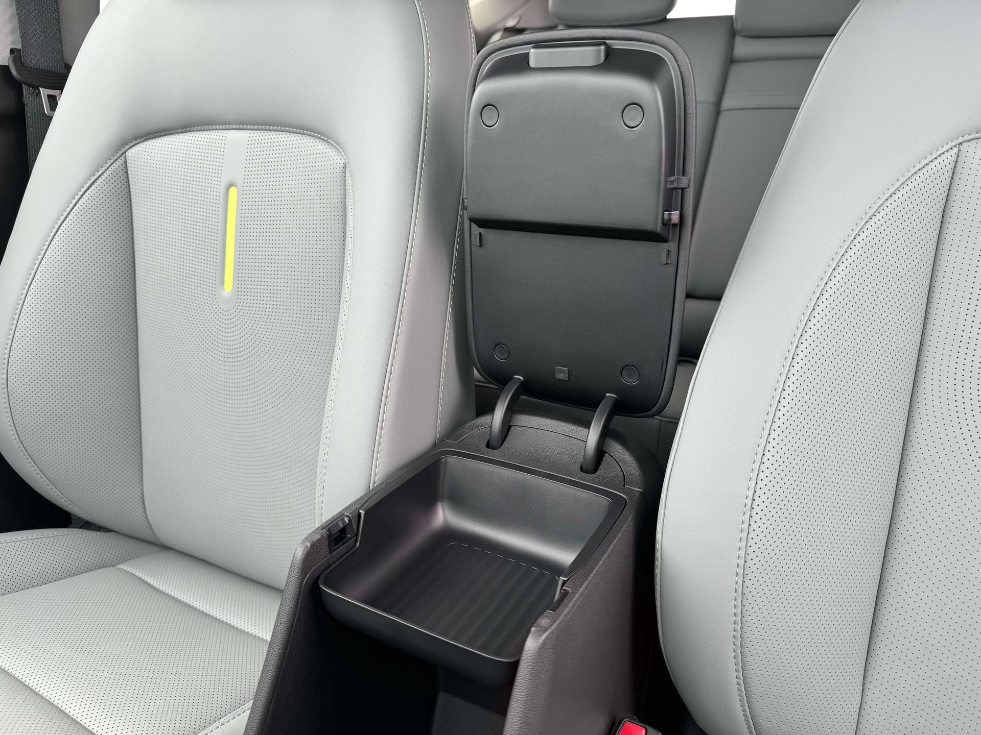 2025 Hyundai Kona EV Limited - Photo 18