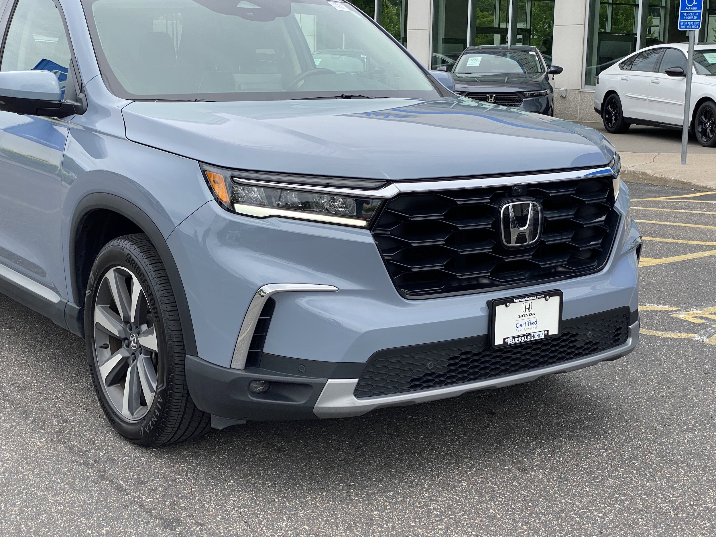 Certified 2024 Honda Pilot Elite with VIN 5FNYG1H86RB048664 for sale in Saint Paul, Minnesota