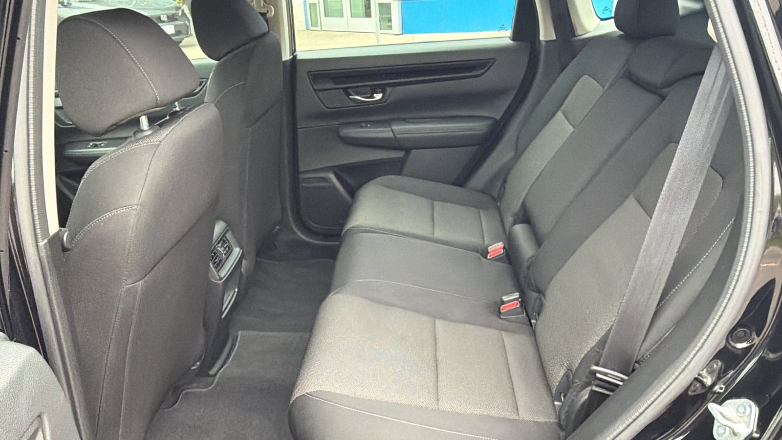 2024 Honda CR-V LX - Photo 14