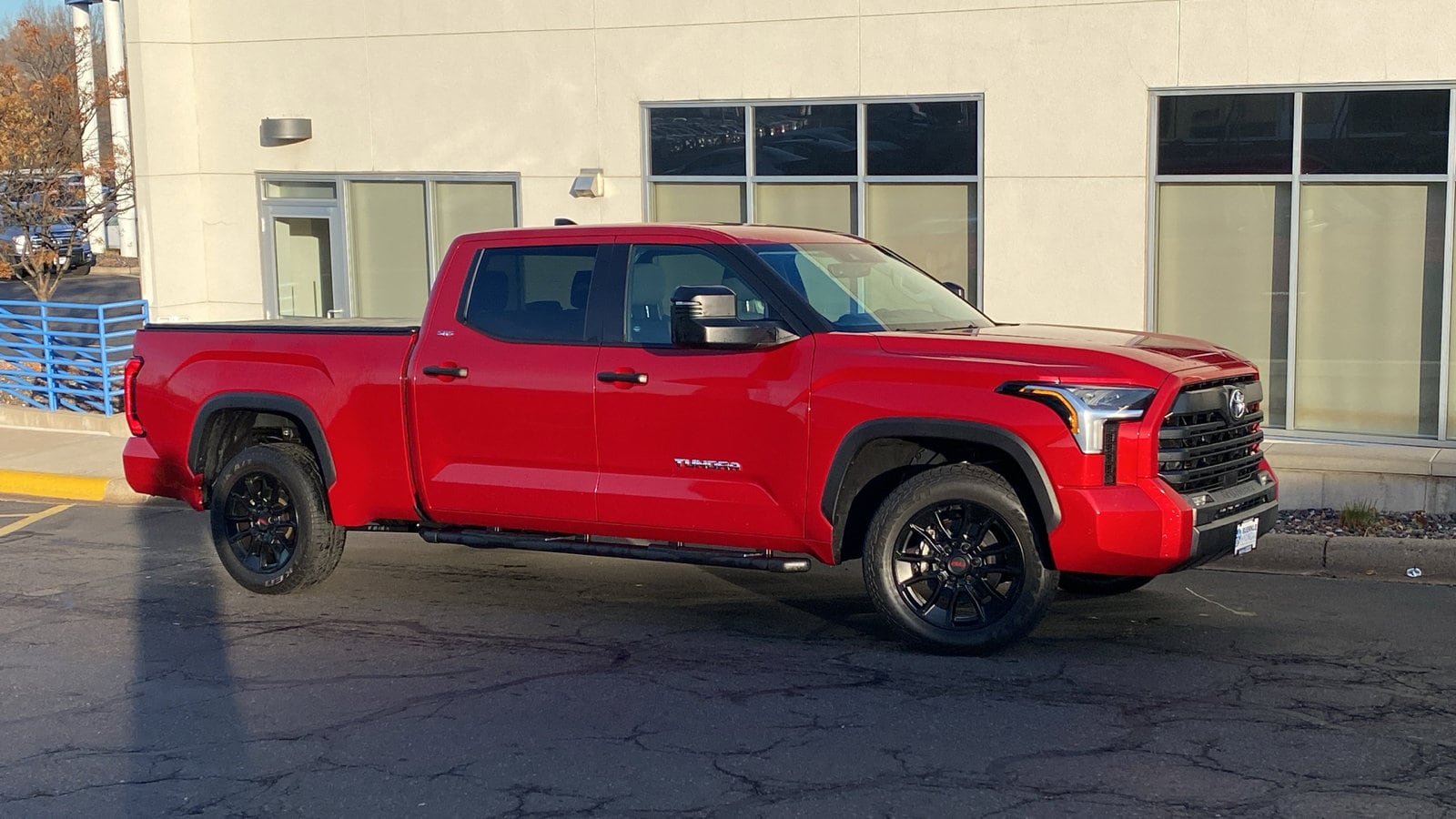2022 Toyota Tundra SR5's photo