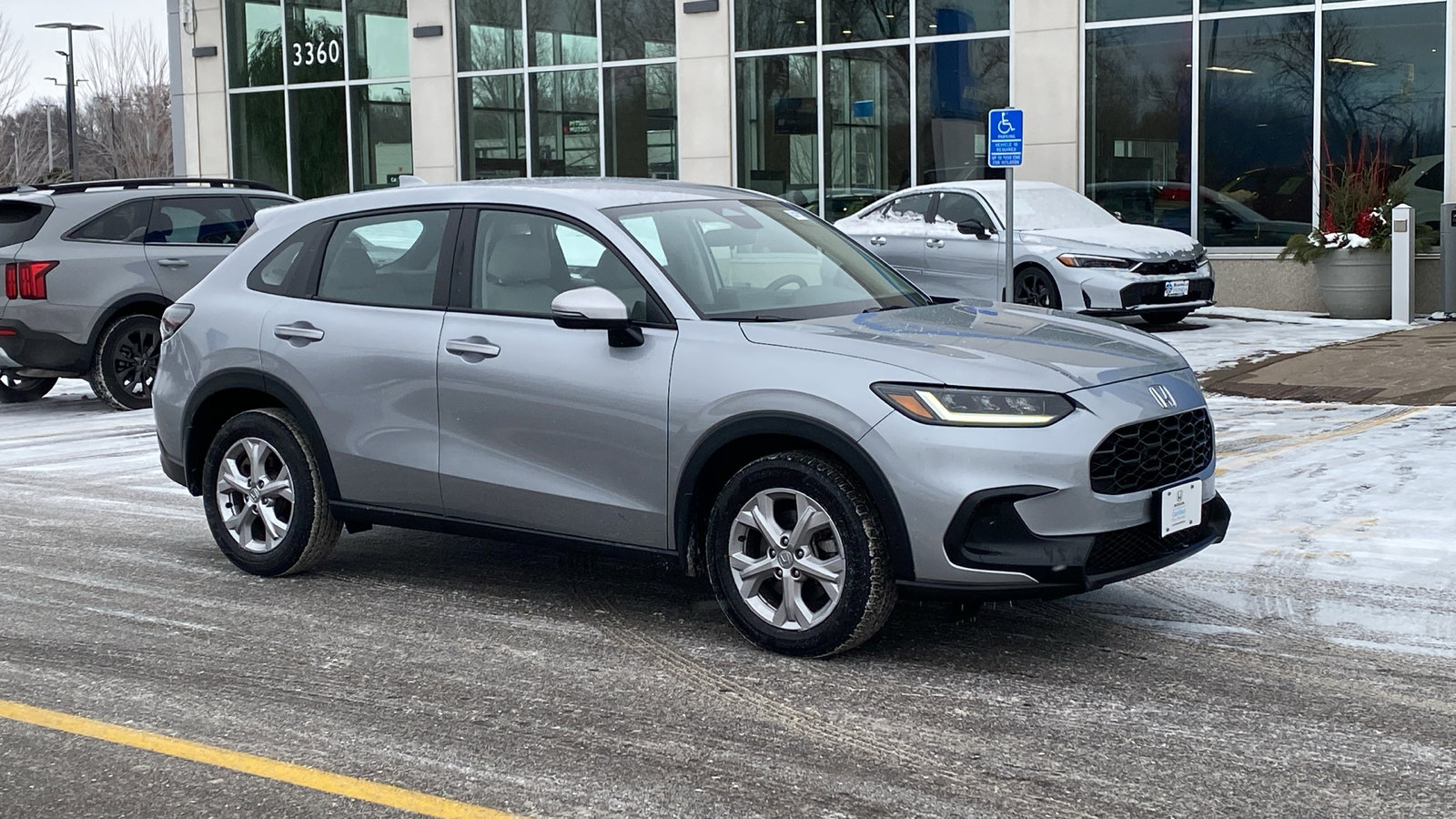 2023 Honda HR-V LX's photo