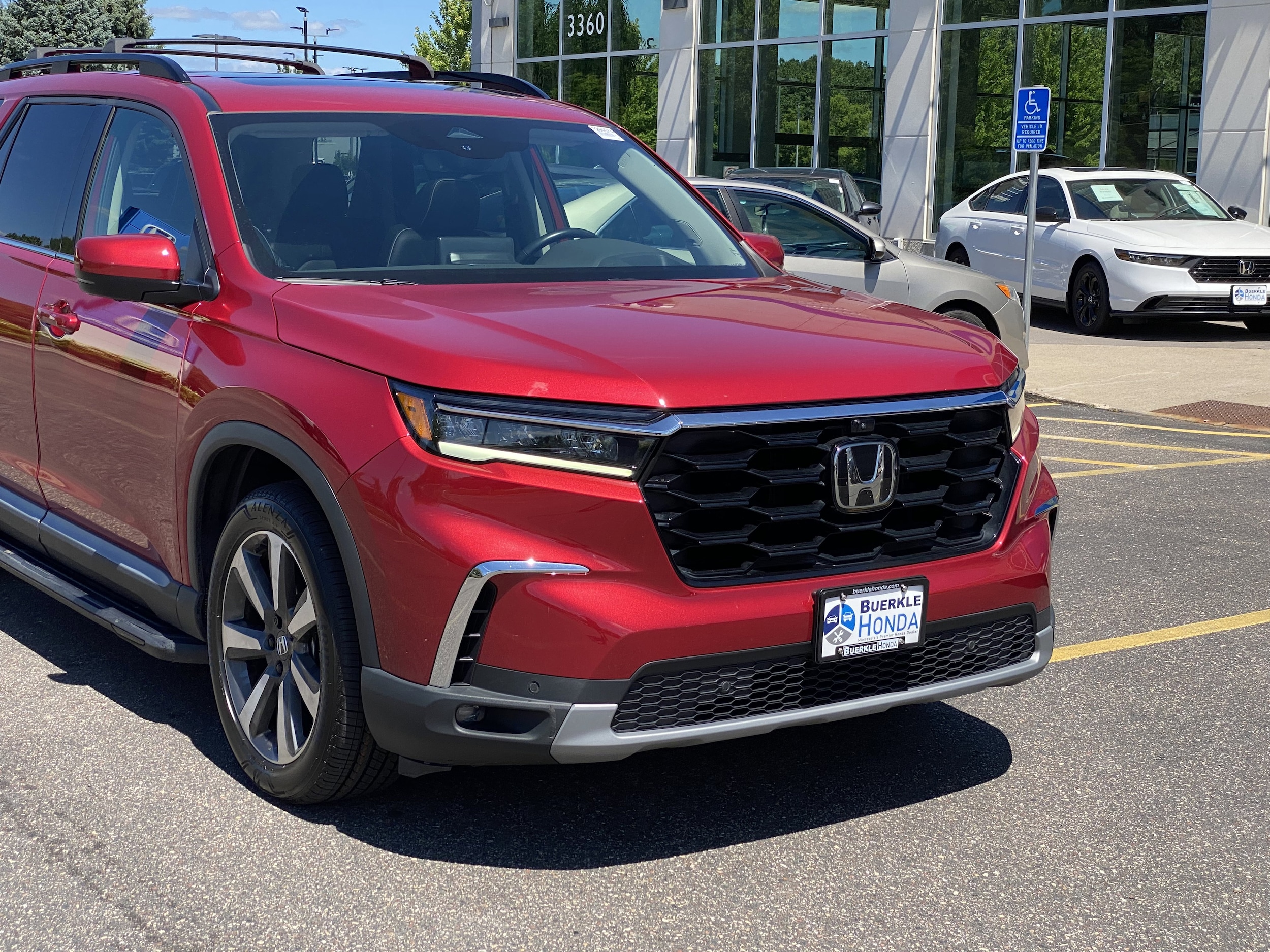 Certified 2023 Honda Pilot Elite with VIN 5FNYG1H84PB036817 for sale in Saint Paul, Minnesota