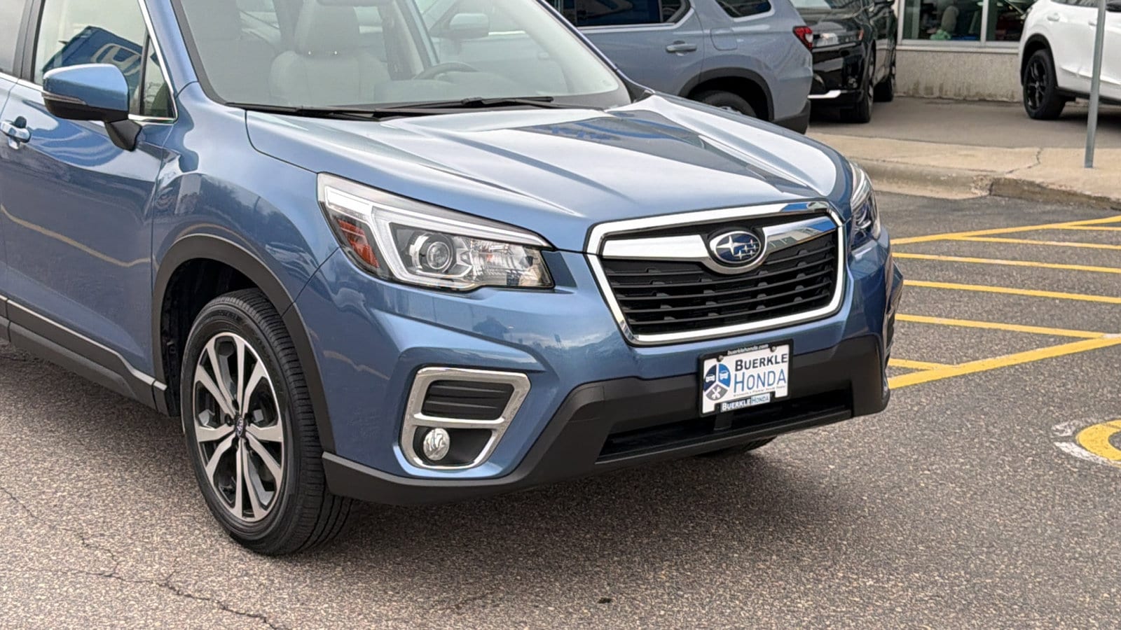 Used 2019 Subaru Forester Limited with VIN JF2SKAUC1KH519870 for sale in Saint Paul, Minnesota