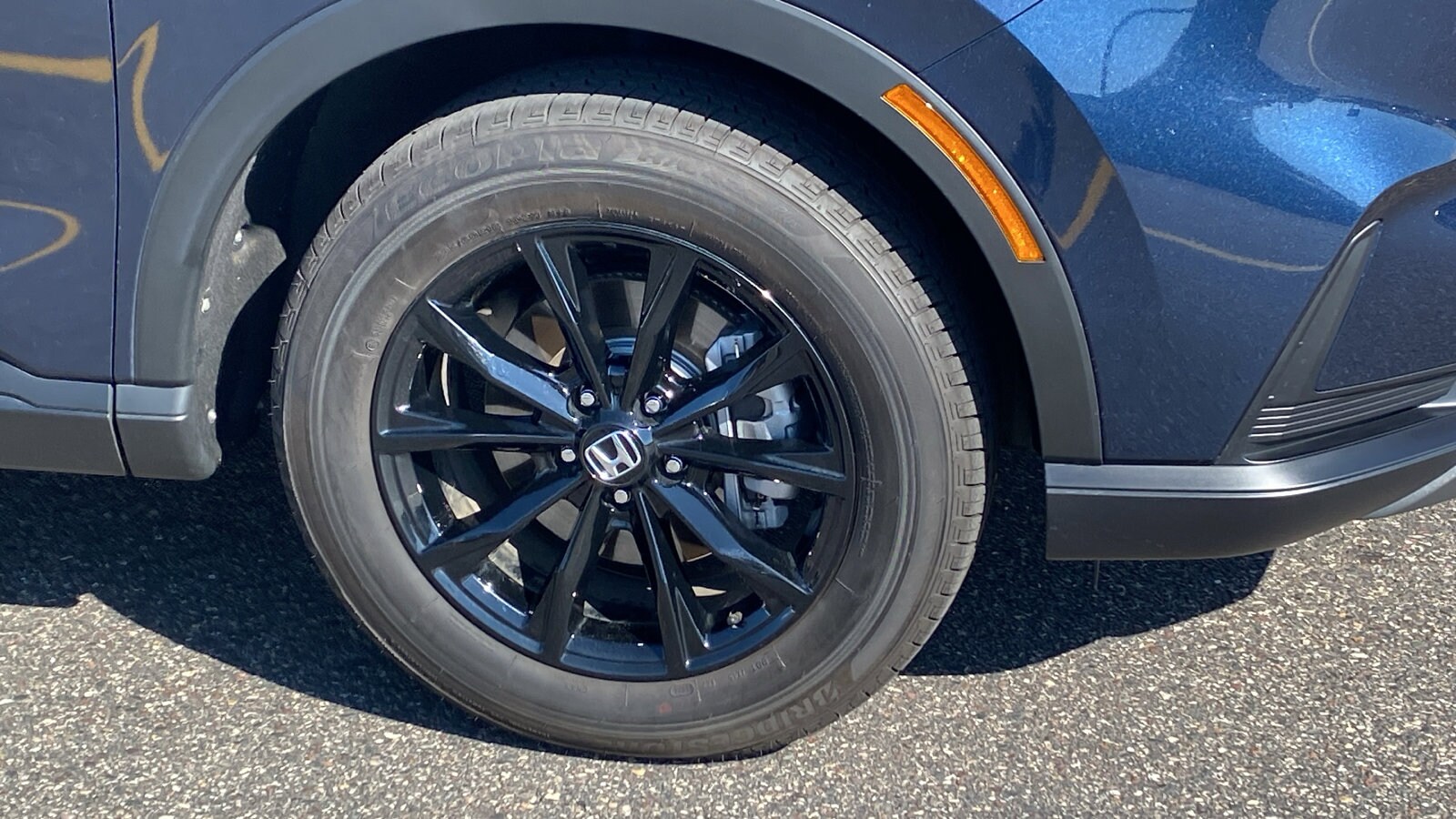 2025 Honda CR-V Hybrid Sport photo 2
