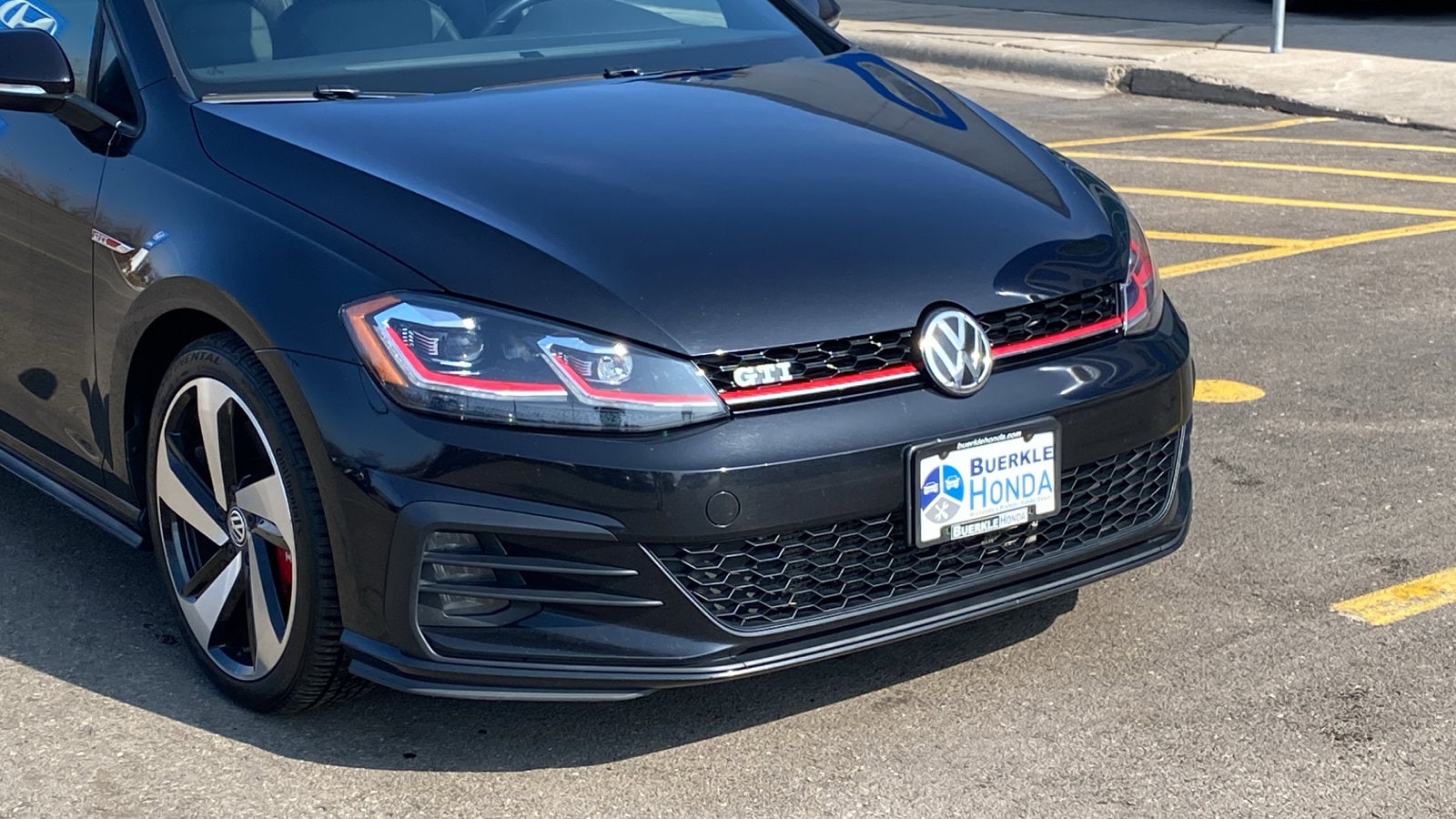 Used 2018 Volkswagen Golf GTI SE with VIN 3VW547AU5JM289229 for sale in Saint Paul, Minnesota