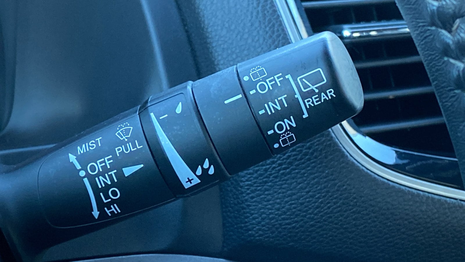 2023 Honda Passport EX-L - Photo 29