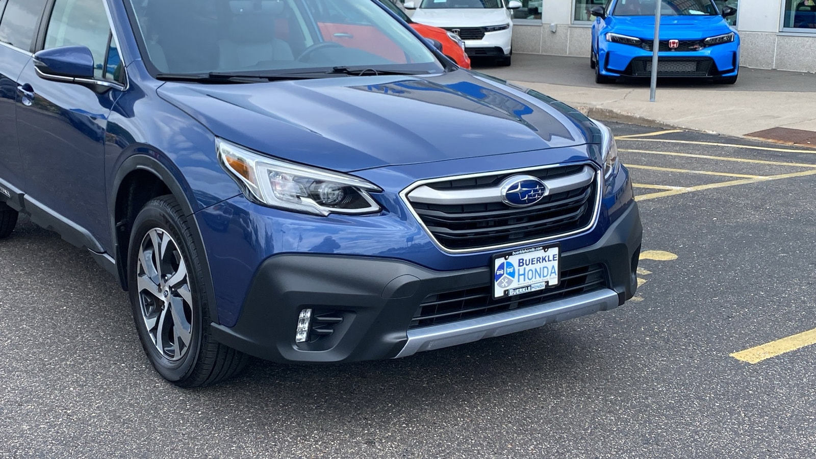 Used 2020 Subaru Outback Limited with VIN 4S4BTANC0L3187618 for sale in Saint Paul, Minnesota