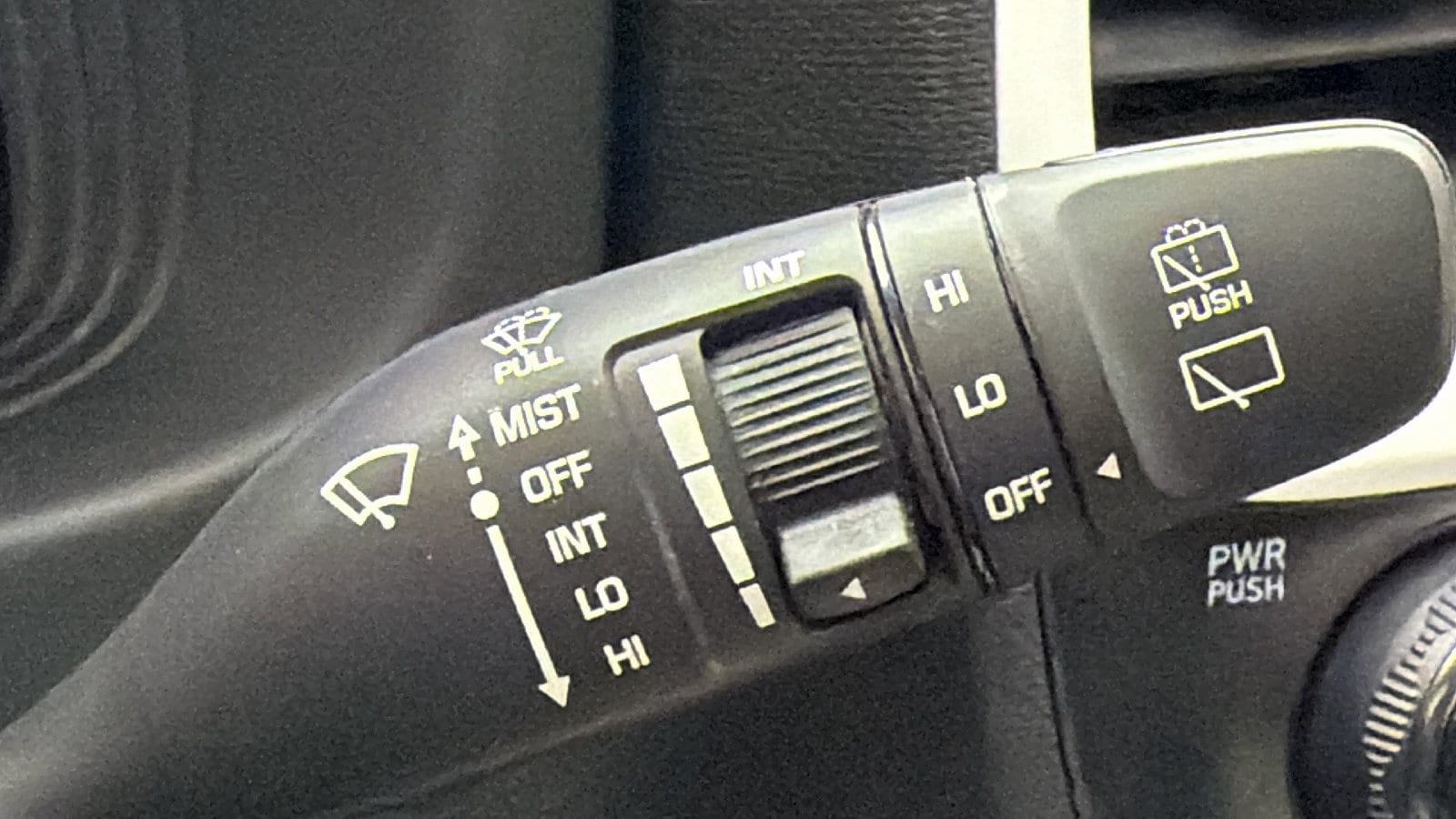 2026 Hyundai Venue SEL - Photo 26