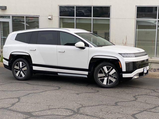 2026 Hyundai IONIQ 9 SEL's photo