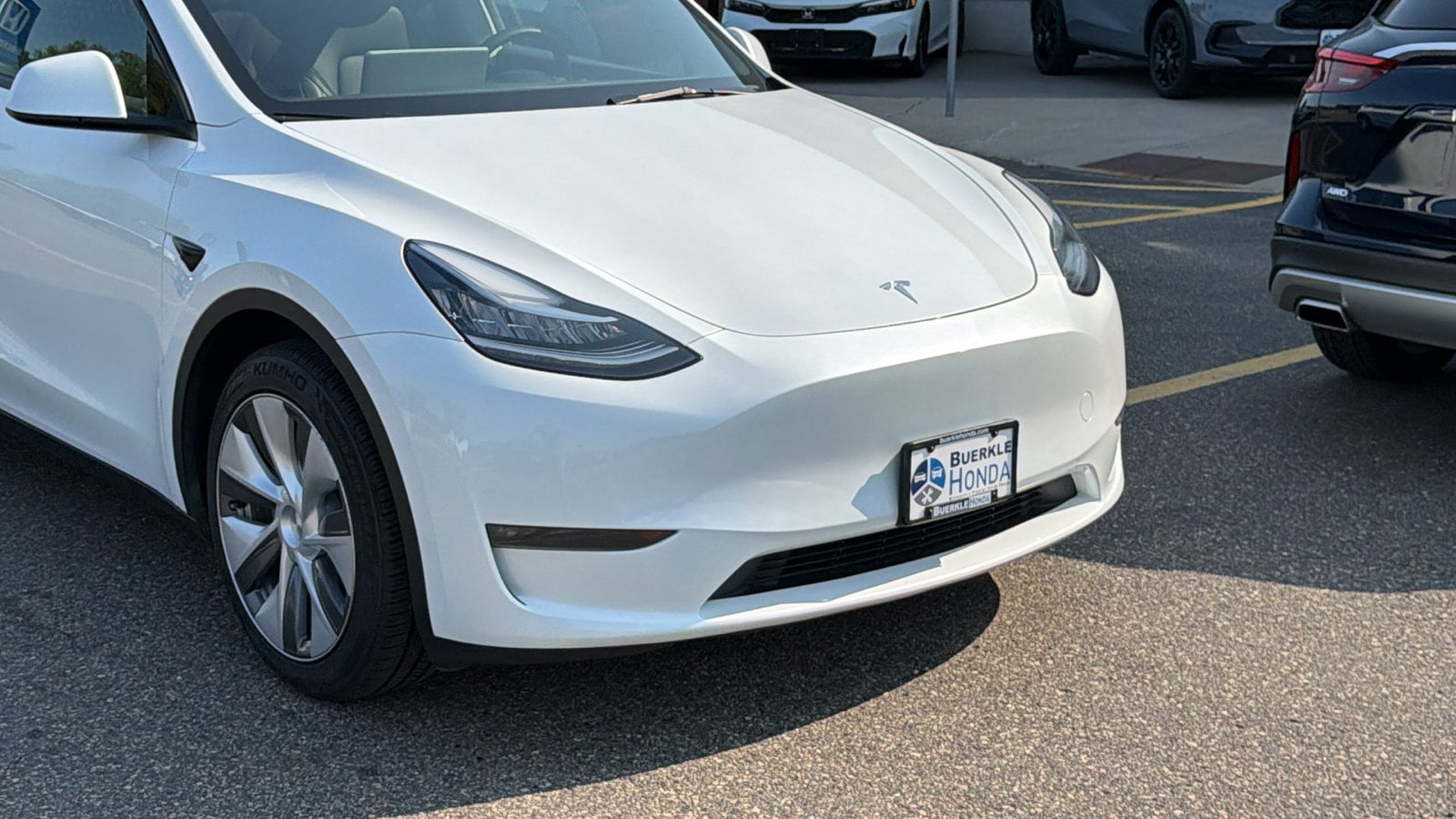 Used 2023 Tesla Model Y Long Range with VIN 7SAYGDEE4PA086645 for sale in Saint Paul, Minnesota