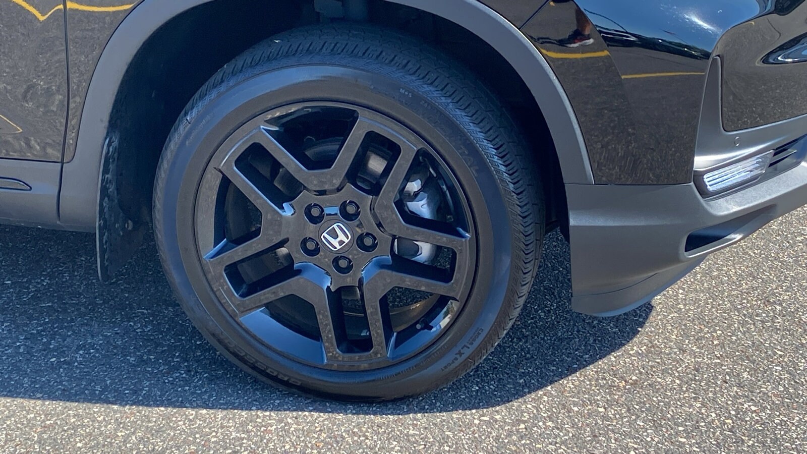 2024 Honda Passport Black Edition photo 4