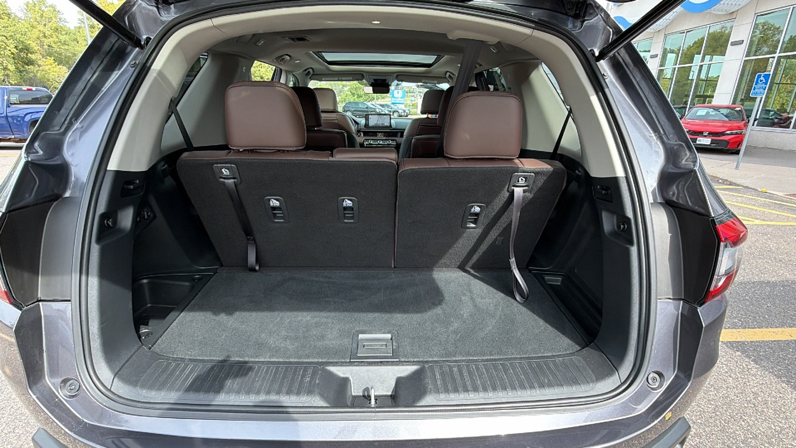 2025 Honda Pilot Elite - Photo 16