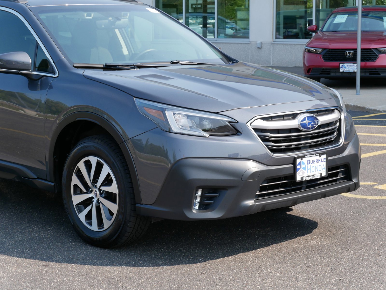 Used 2020 Subaru Outback Premium with VIN 4S4BTACC6L3241149 for sale in Saint Paul, MN