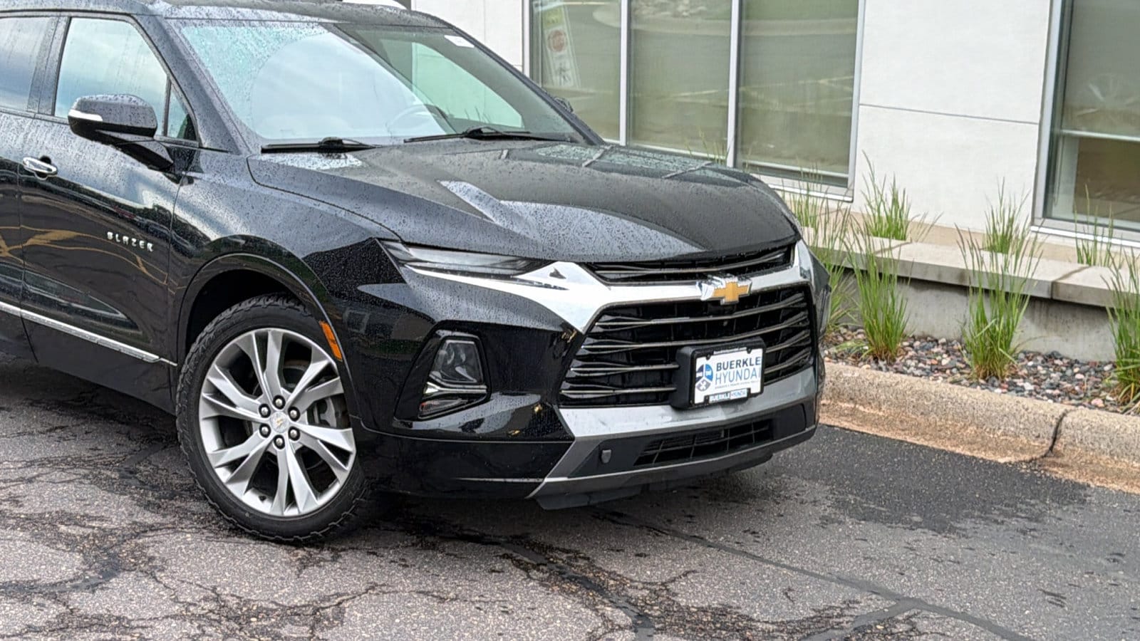Used 2019 Chevrolet Blazer Premier with VIN 3GNKBKRS2KS663575 for sale in Saint Paul, Minnesota