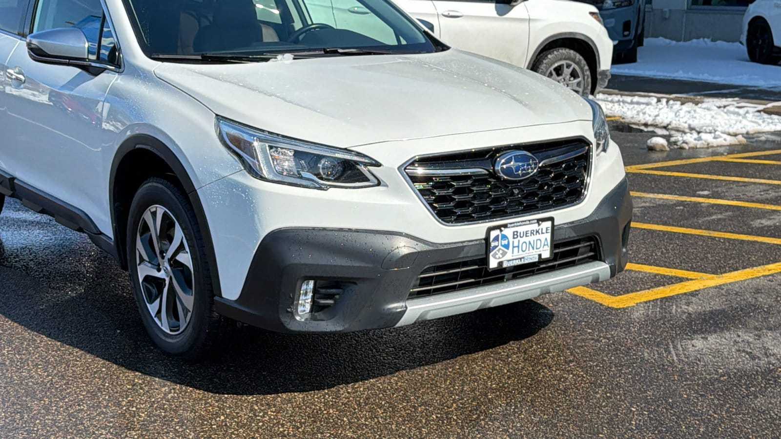 Used 2020 Subaru Outback Touring with VIN 4S4BTGPD8L3181798 for sale in Saint Paul, Minnesota
