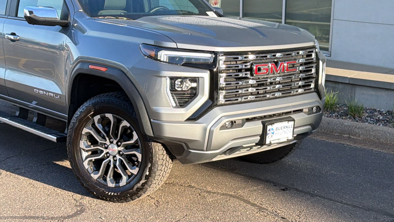 Used 2025 GMC Canyon Denali with VIN 1GTP2FEK4S1243037 for sale in Saint Paul, Minnesota