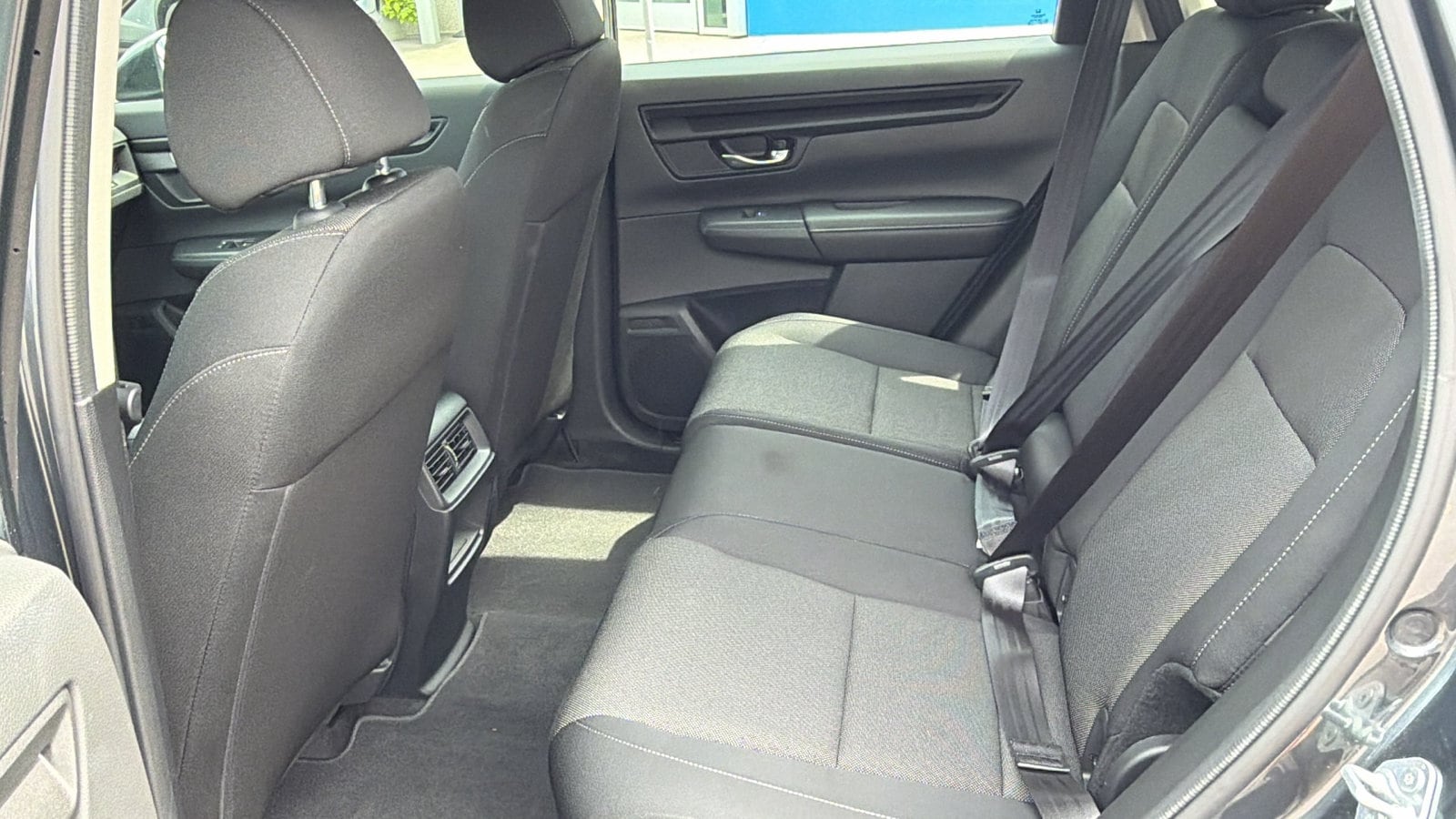 2024 Honda CR-V LX - Photo 15