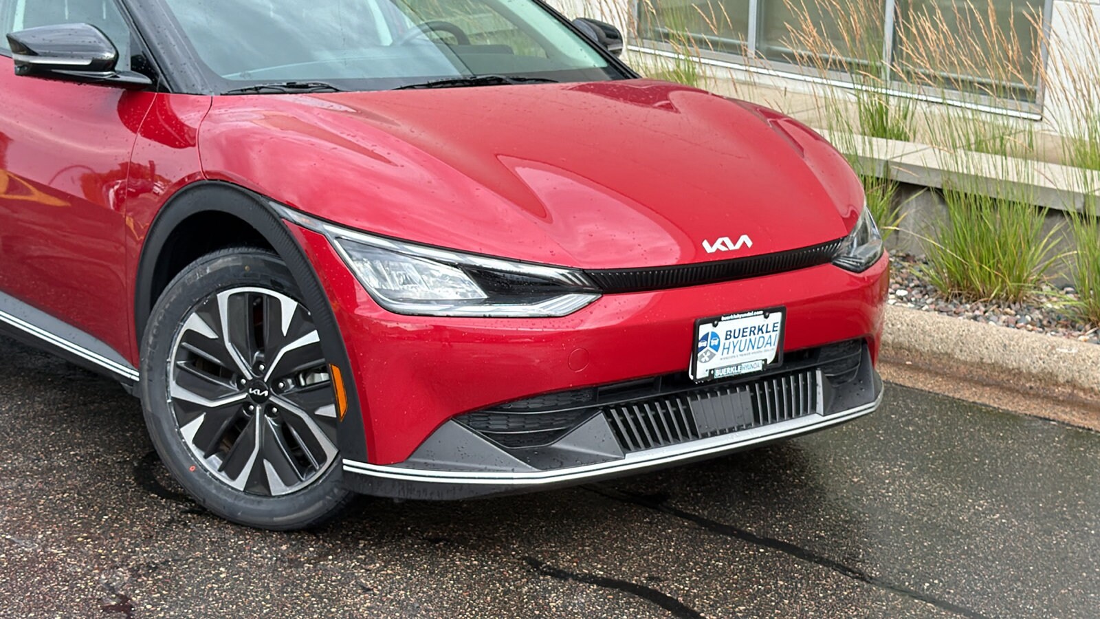 Used 2024 Kia EV6 Light L/R with VIN KNDC3DLC2R5175920 for sale in Saint Paul, Minnesota