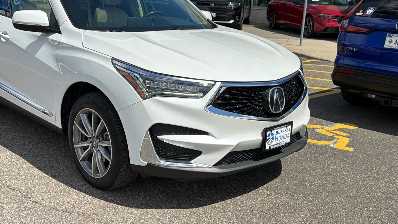 Used 2020 Acura RDX Technology Package with VIN 5J8TC2H55LL034374 for sale in Saint Paul, Minnesota