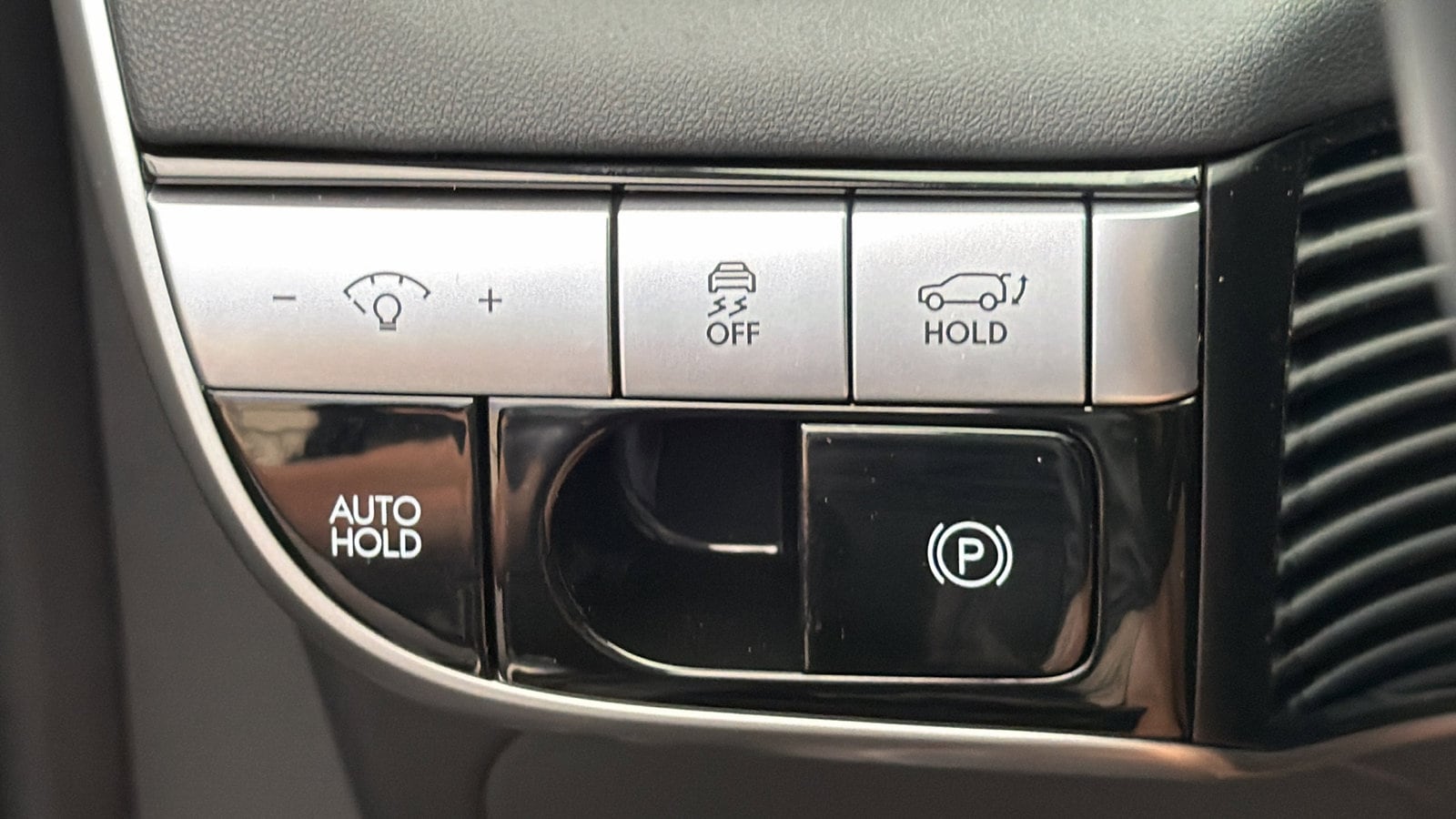 2024 Hyundai IONIQ 5 Limited - Photo 24