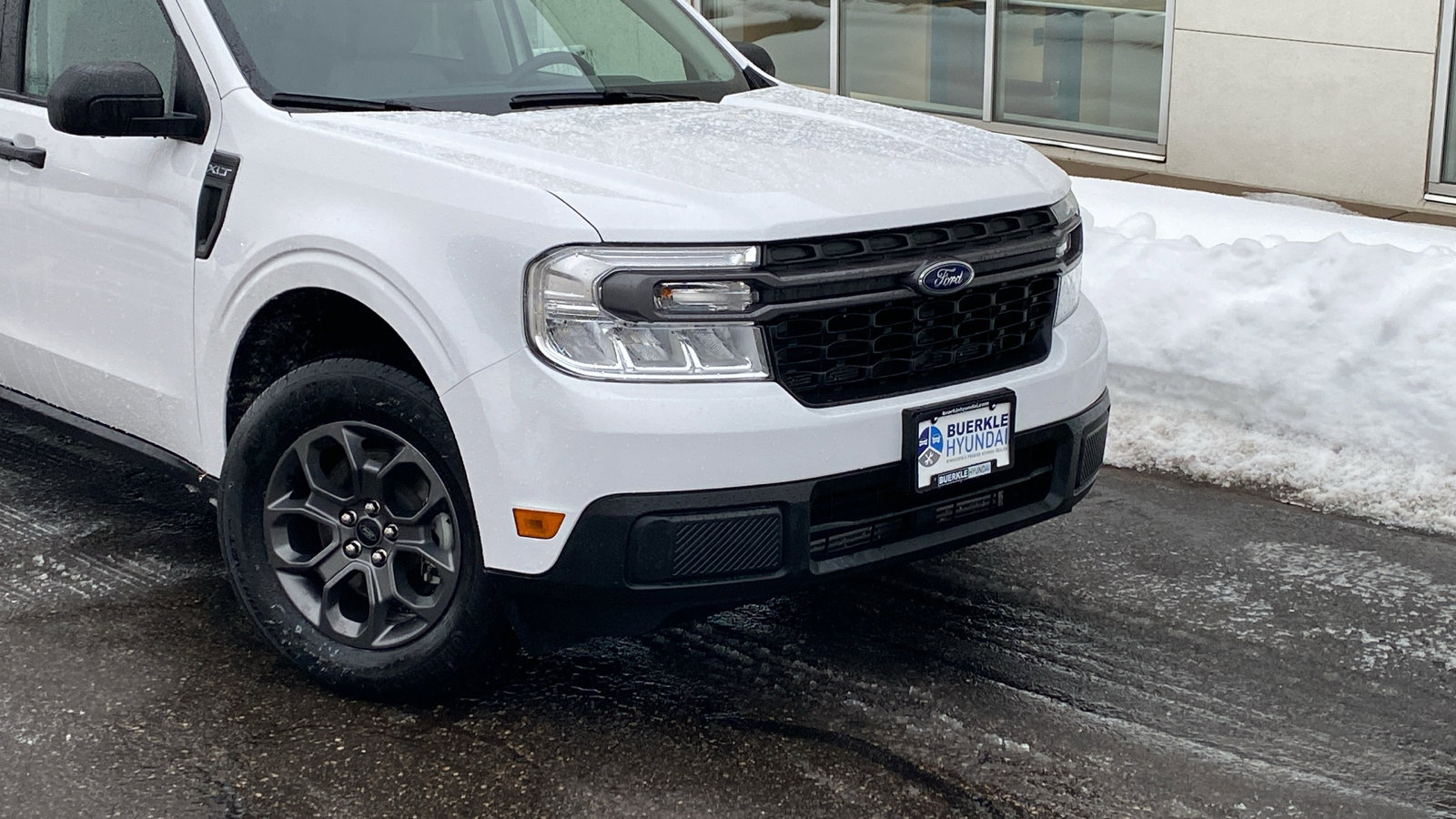 Used 2024 Ford Maverick XLT with VIN 3FTTW8J98RRB70000 for sale in Saint Paul, Minnesota