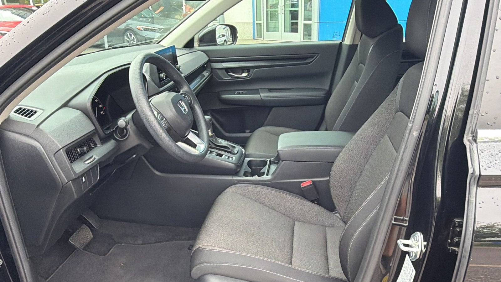 2024 Honda CR-V LX - Photo 12