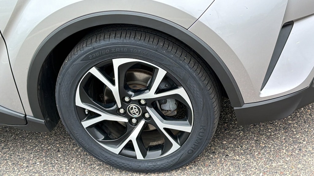 Used 2018 Toyota C-HR XLE SUV